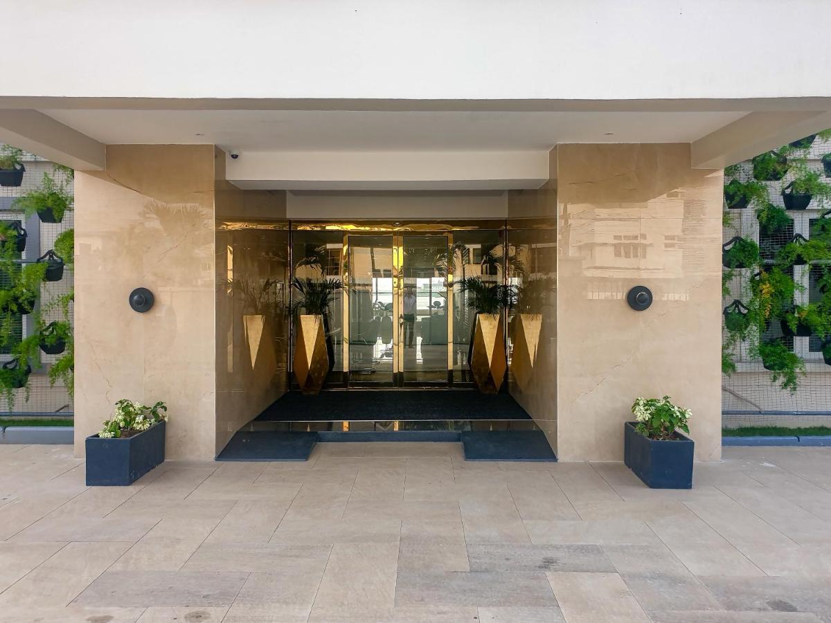 The Yacht Hotel Sea Front Lekki Phase 1 Lagos Exterior photo