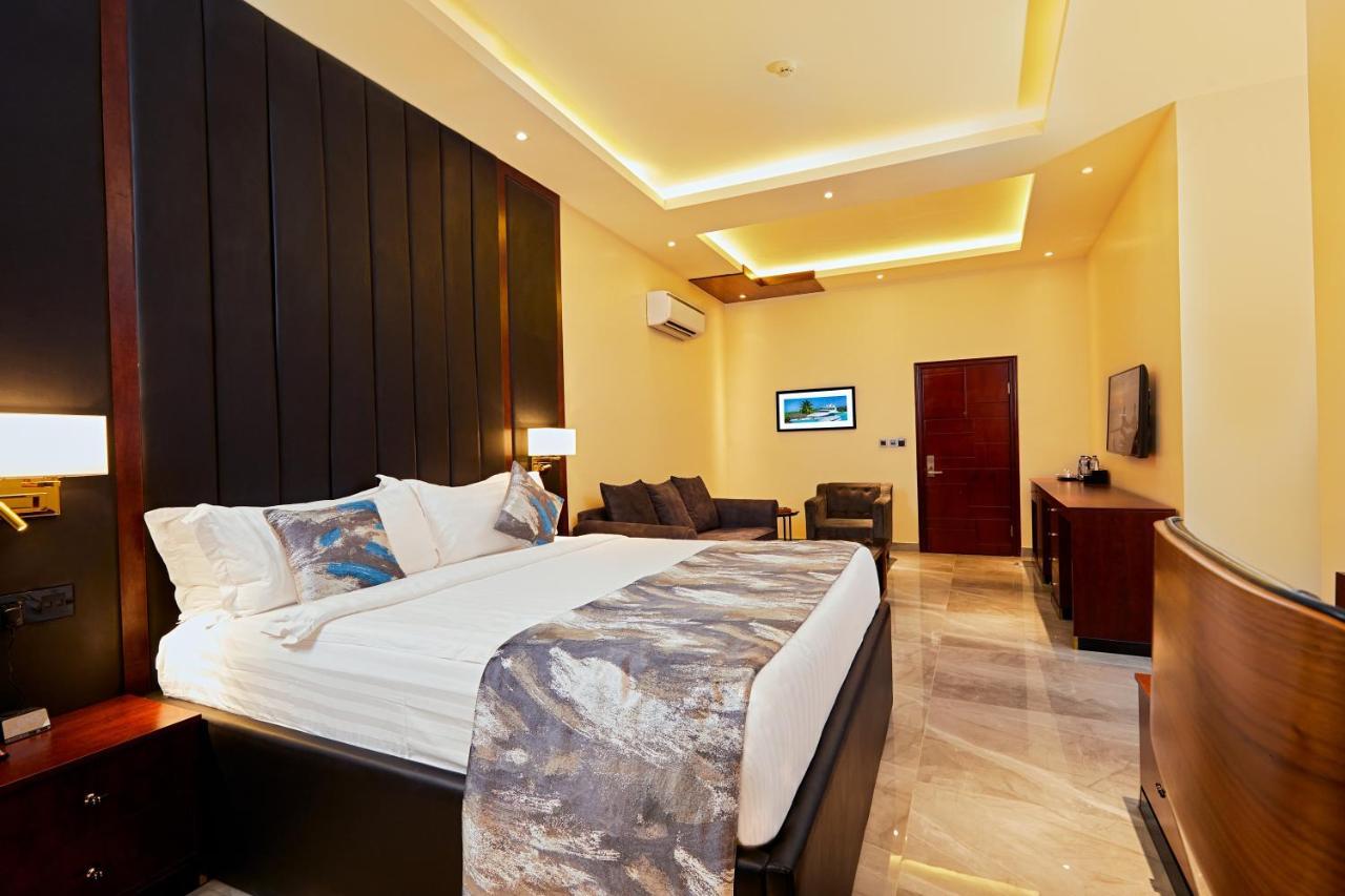 The Yacht Hotel Sea Front Lekki Phase 1 Lagos Exterior photo