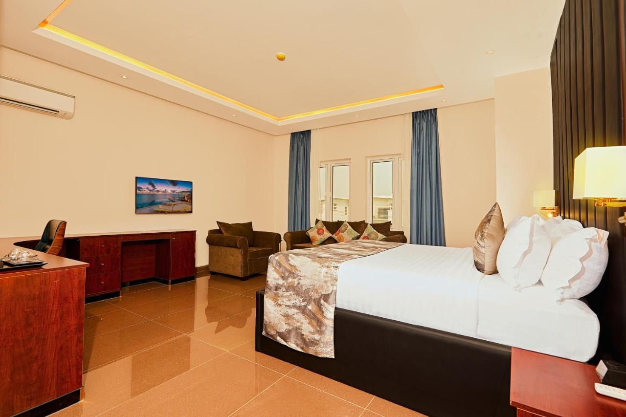 The Yacht Hotel Sea Front Lekki Phase 1 Lagos Exterior photo