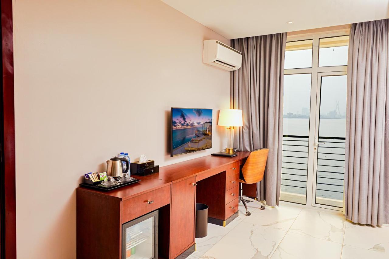 The Yacht Hotel Sea Front Lekki Phase 1 Lagos Exterior photo