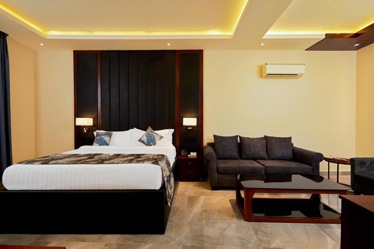 The Yacht Hotel Sea Front Lekki Phase 1 Lagos Exterior photo