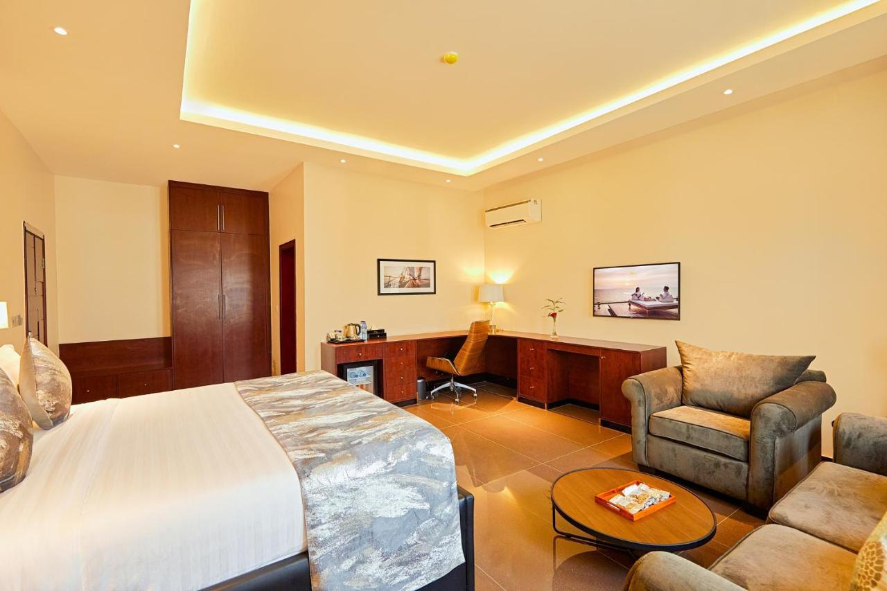 The Yacht Hotel Sea Front Lekki Phase 1 Lagos Exterior photo